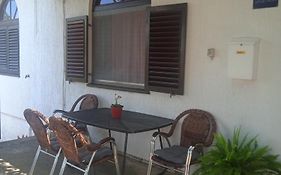 Room Nena